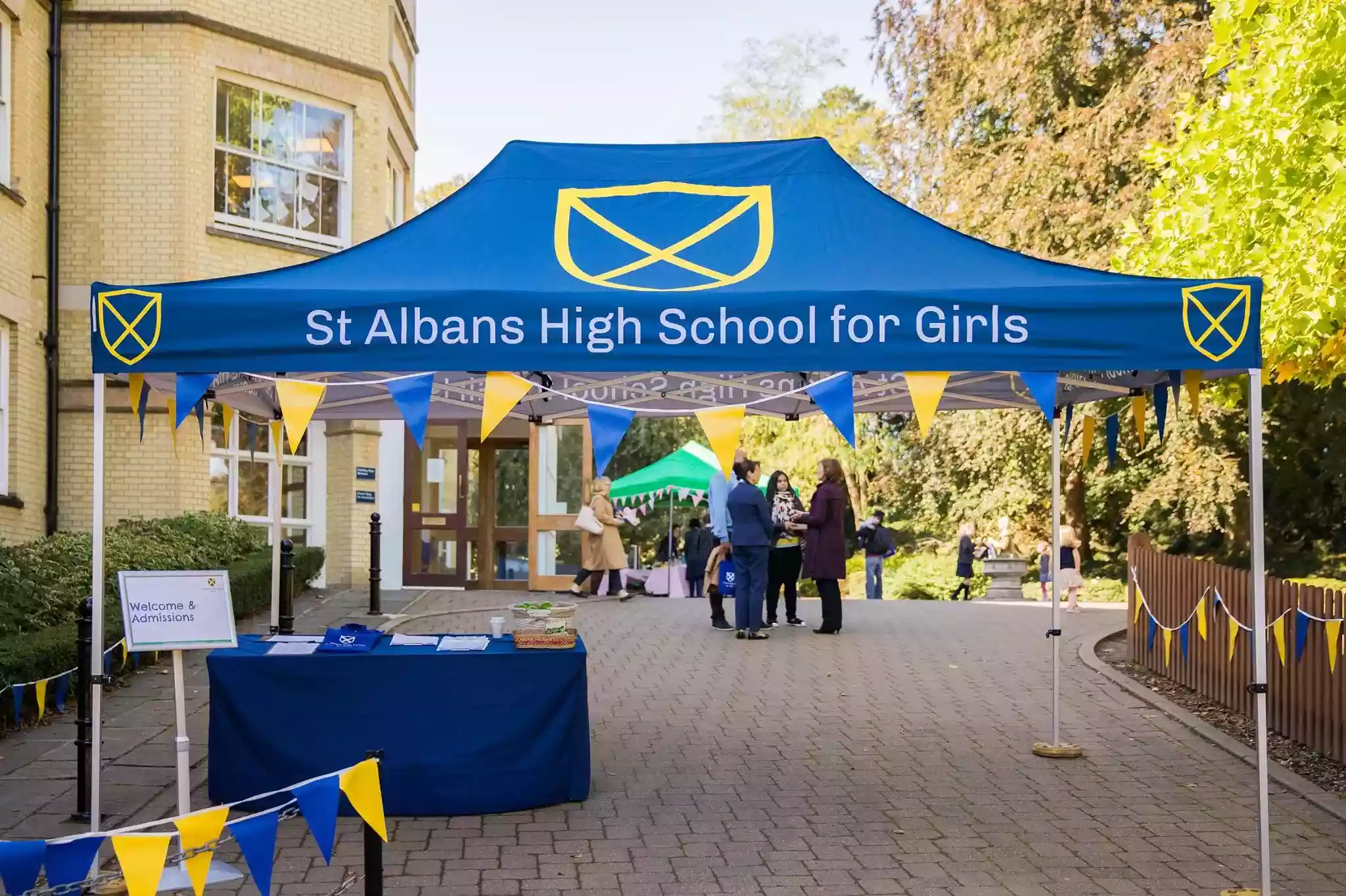 Custom canopy for school events
