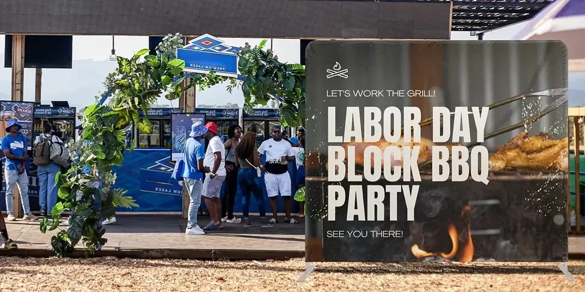 Banner vs. Pop-Up Backdrop: What’s the Difference?