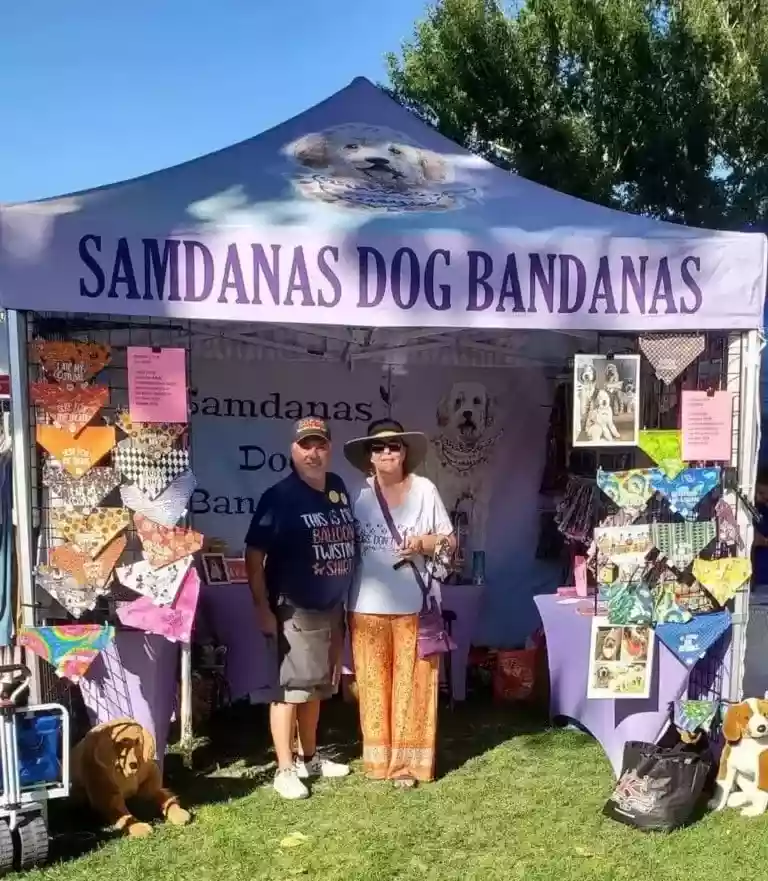 samdanas-dog-bandanas-case