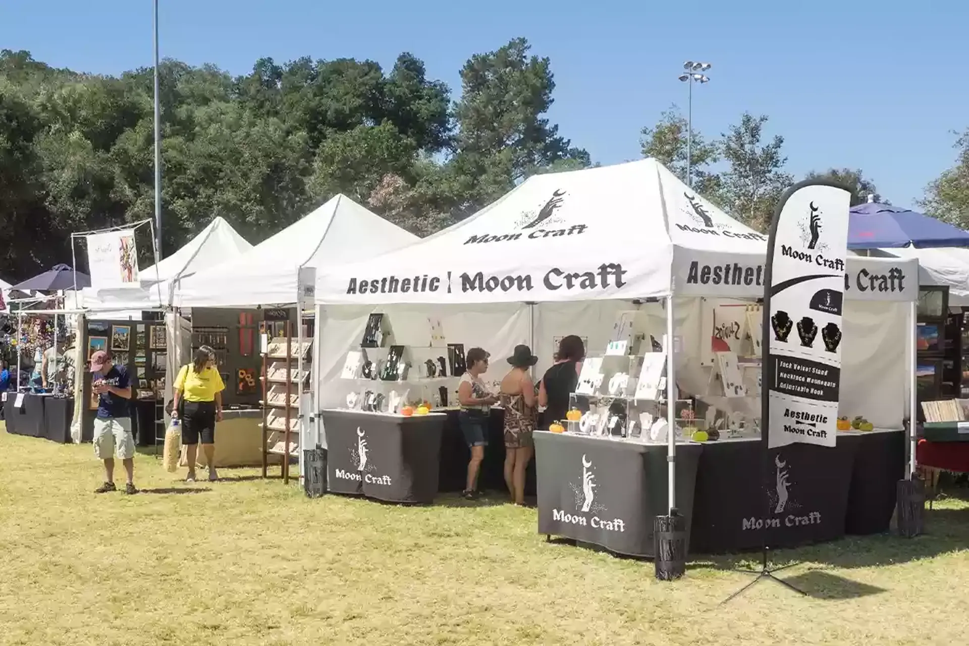 What Size Banner for 10X10 Tent? Find the Perfect Fit!