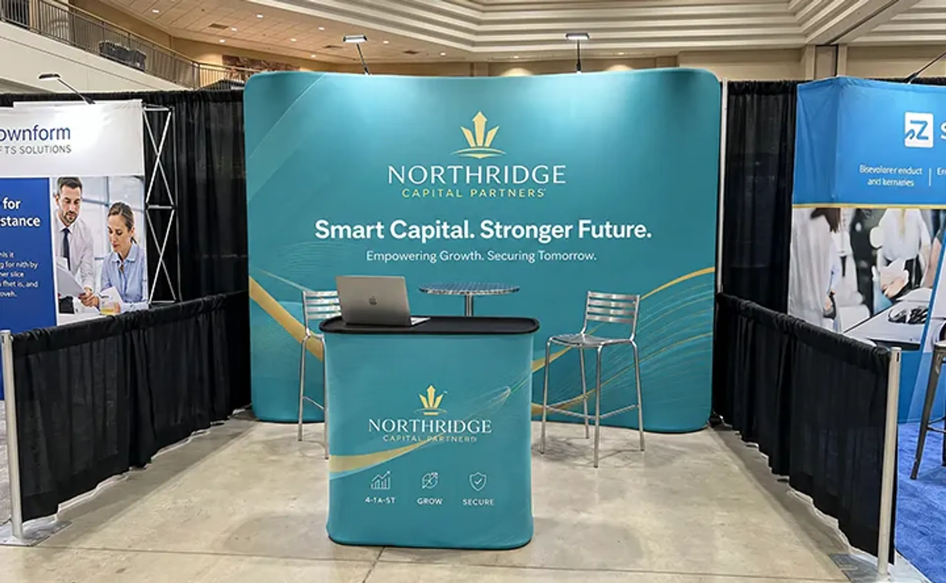 10FT Curved Tension Fabric Display Booth
