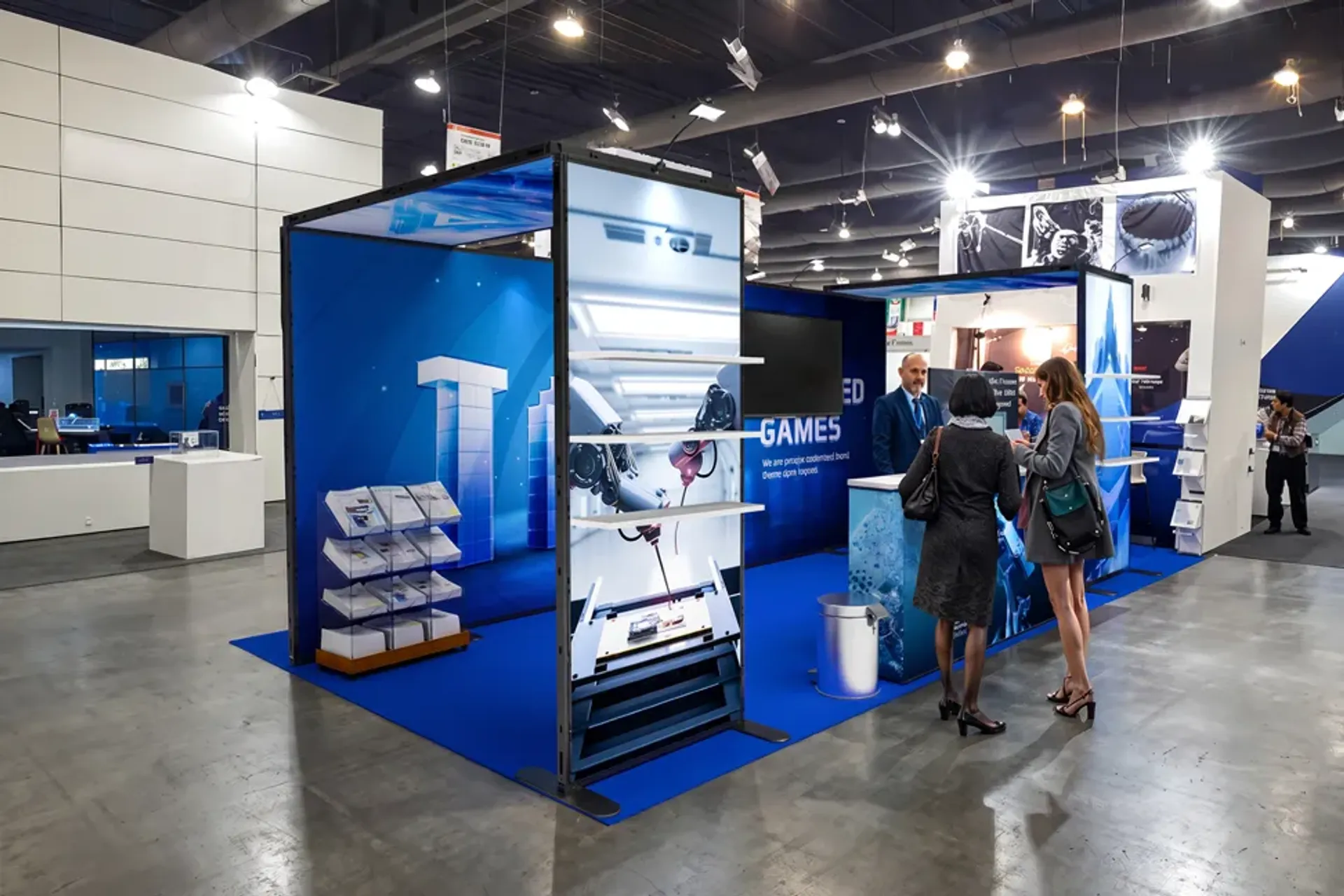 10x20 Heavy Duty Trade Show Booth with Double Arch