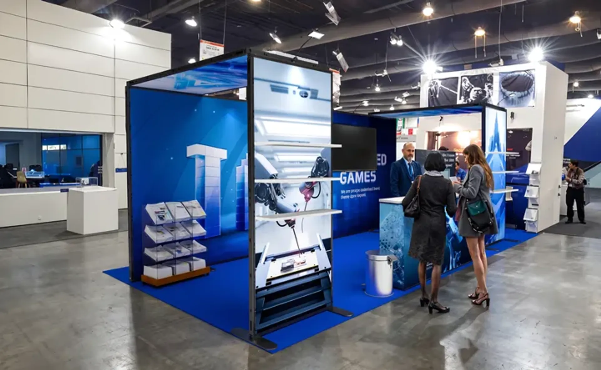 10x20 Heavy Duty Trade Show Booth with Double Arch