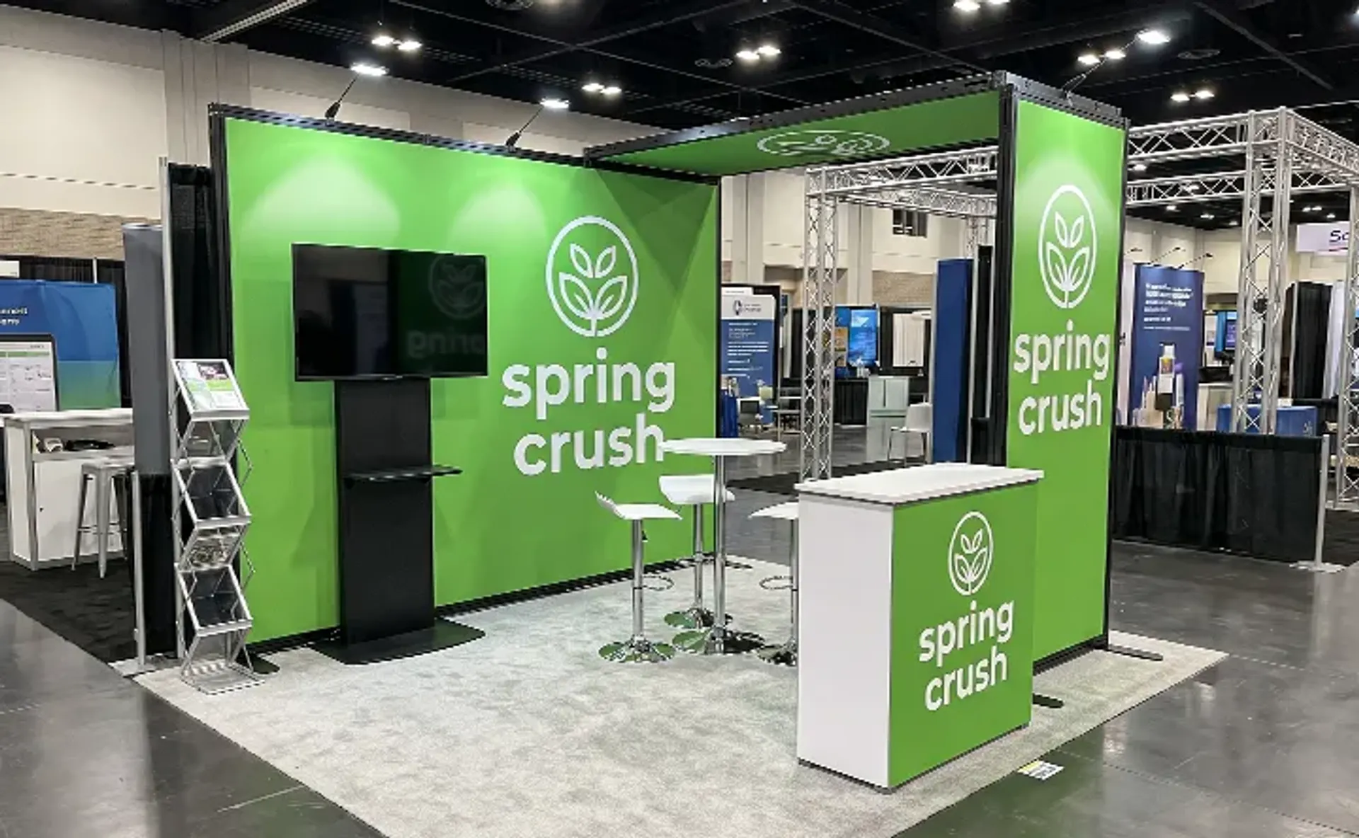 10x10 Heavy Duty Trade Show Booth with Archway