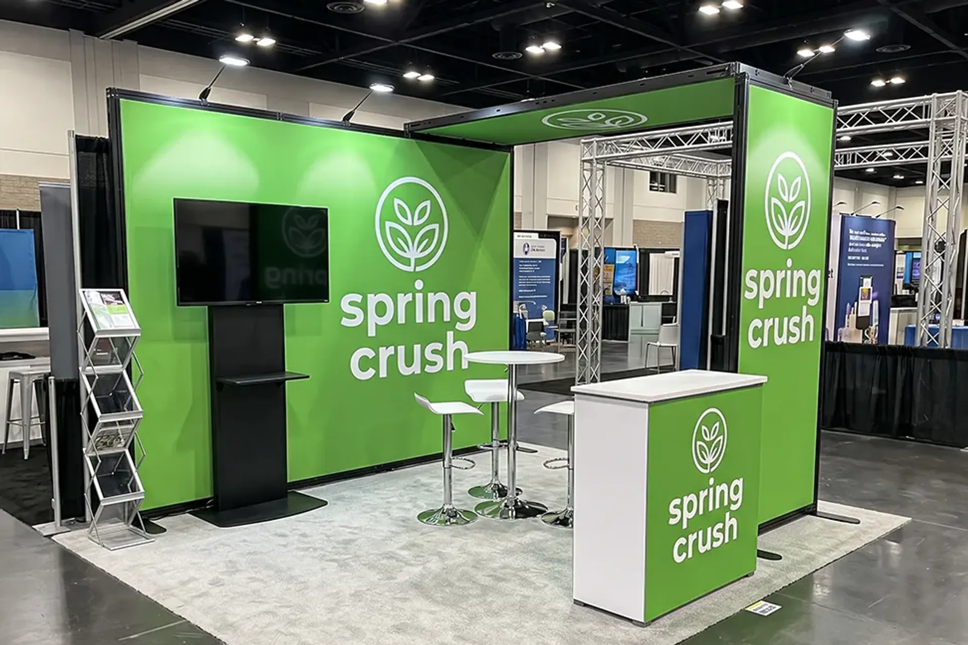 10x10 Heavy Duty Trade Show Booth with Archway