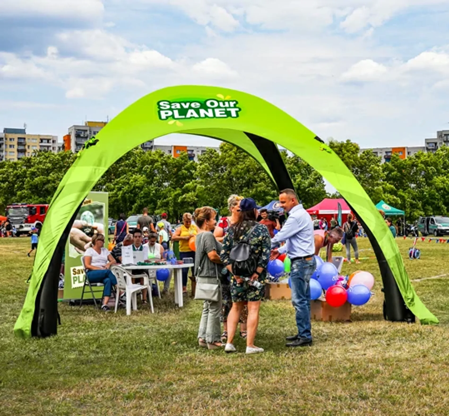 Custom inflatable tent for outdoor racing days